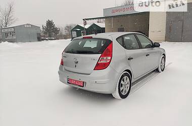 Хэтчбек Hyundai i30 2009 в Звенигородке