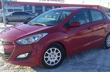 Хэтчбек Hyundai i30 2013 в Ровно