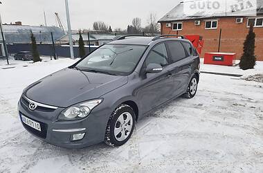 Универсал Hyundai i30 2010 в Виннице