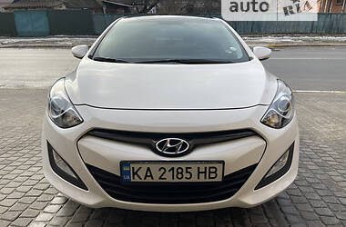 Хэтчбек Hyundai i30 2013 в Киеве