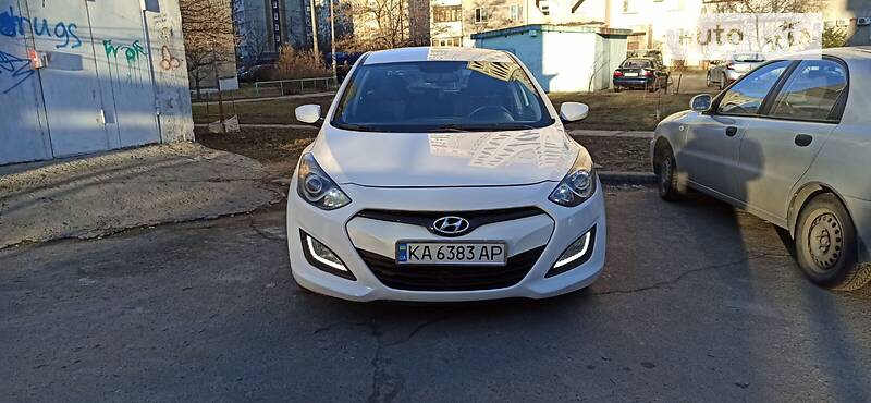 Универсал Hyundai i30 2013 в Киеве