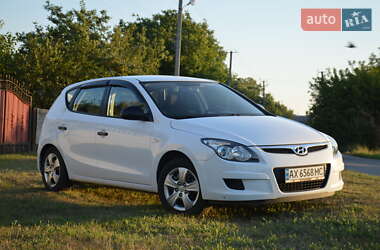 Hyundai i30 2010