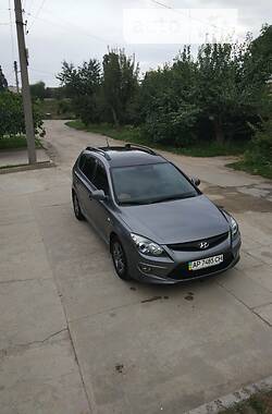 Универсал Hyundai i30 2012 в Запорожье