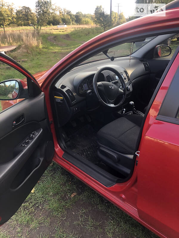 Універсал Hyundai i30 2009 в Шептицькому