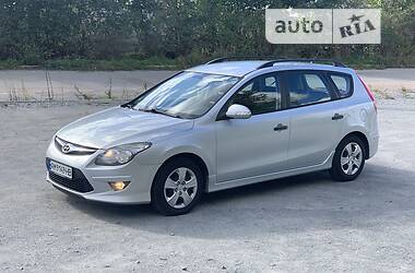 Hyundai i30 2011