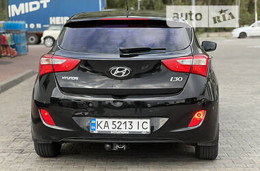 Хэтчбек Hyundai i30 2012 в Киеве