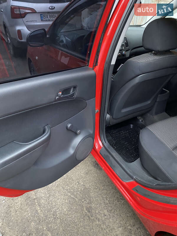 Универсал Hyundai i30 2008 в Полтаве