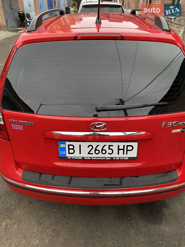 Универсал Hyundai i30 2008 в Полтаве