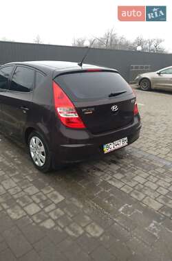 Хетчбек Hyundai i30 2008 в 