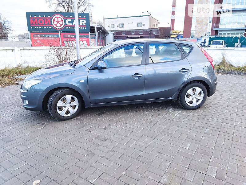 Хетчбек Hyundai i30 2009 в Києві