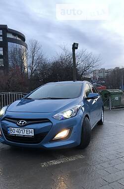 Универсал Hyundai i30 2013 в Тернополе