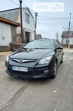 Хэтчбек Hyundai i30 2011 в Тернополе