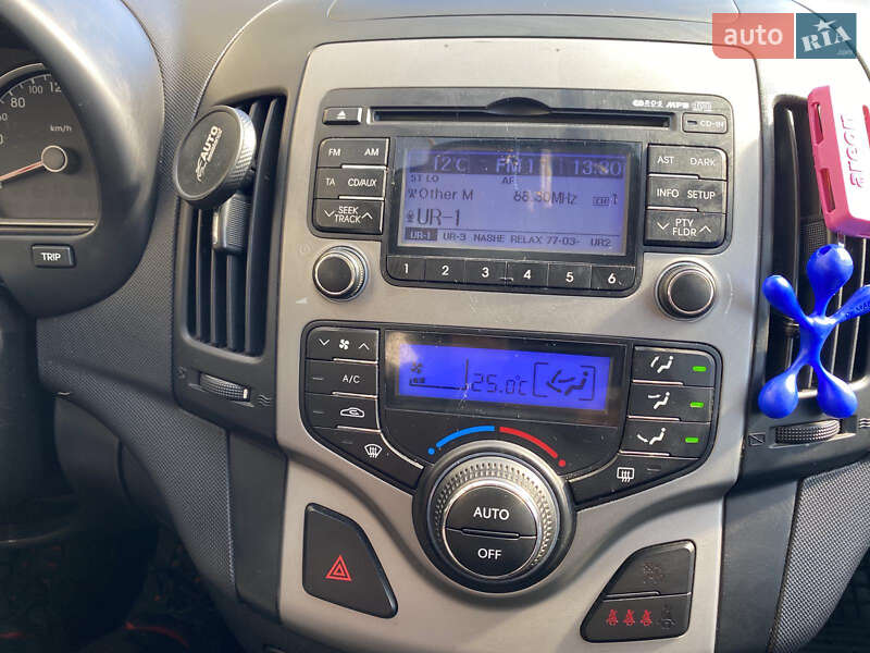 Універсал Hyundai i30 2011 в Луцьку