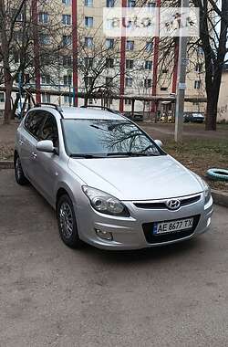 Универсал Hyundai i30 2009 в Кривом Роге