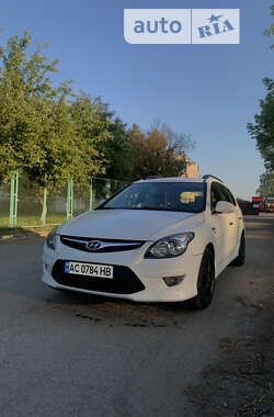 Универсал Hyundai i30 2010 в Луцке