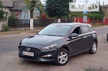 Hyundai i30 2021