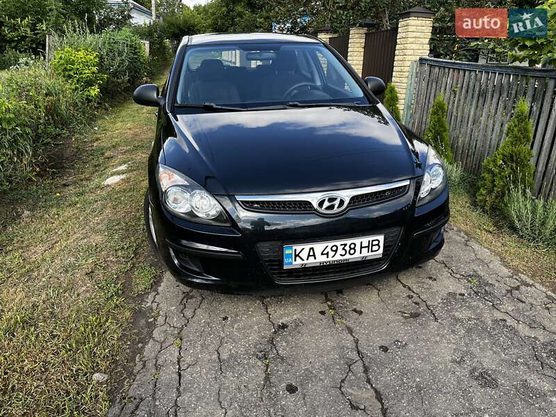 Хетчбек Hyundai i30 2008 в Києві
