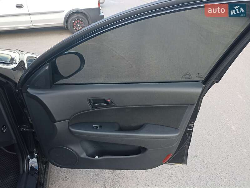 Універсал Hyundai i30 2012 в Чернігові