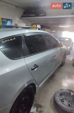 Универсал Hyundai i30 2010 в Днепре