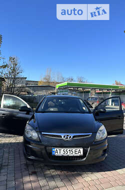 Хэтчбек Hyundai i30 2009 в Ивано-Франковске