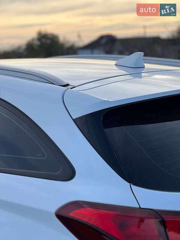 Универсал Hyundai i30 2017 в Новом Буге фото 11 Универсал Hyundai i30 2017 в Новом Буге