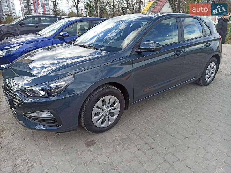 Hyundai i30 2021
