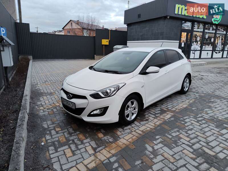 Хэтчбек Hyundai i30 2013 в Виннице