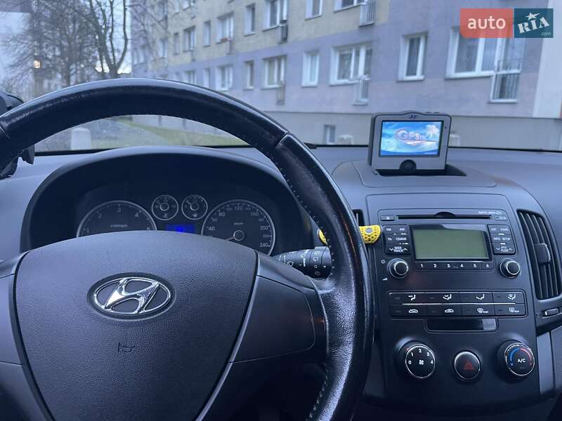 Hyundai i30 2009
