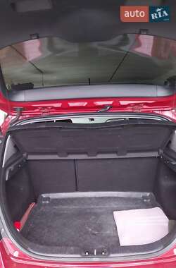Хэтчбек Hyundai i30 2011 в 