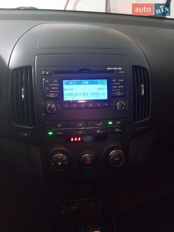 Хэтчбек Hyundai i30 2011 в Харькове