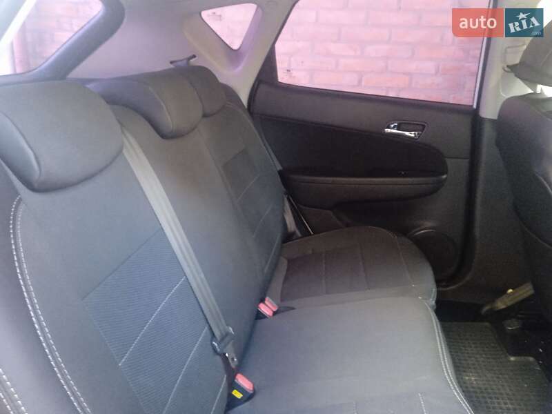 Хэтчбек Hyundai i30 2011 в Кропивницком