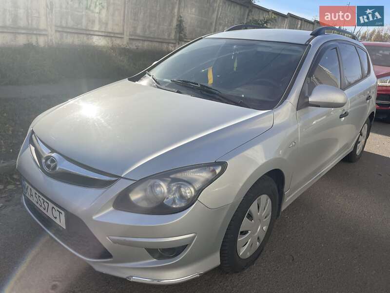 Універсал Hyundai i30 2010 в Києві