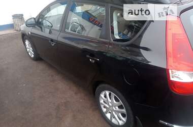 Универсал Hyundai i30 2008 в Житомире