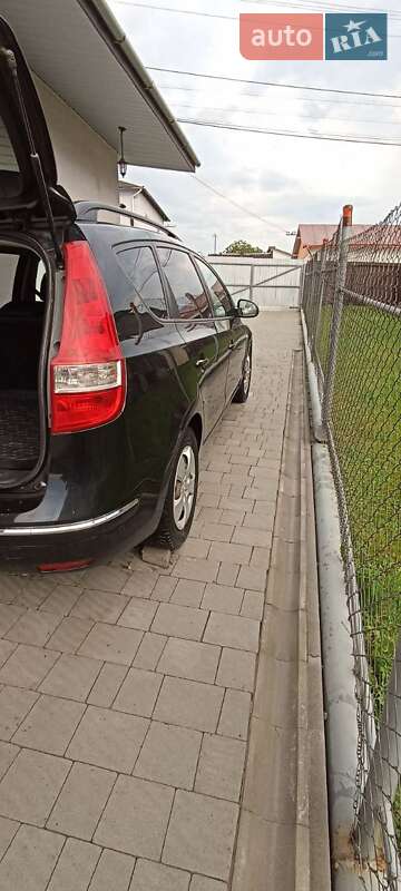 Универсал Hyundai i30 2009 в Дрогобыче