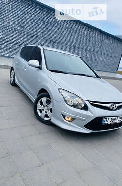 Хэтчбек Hyundai i30 2011 в Кременчуге