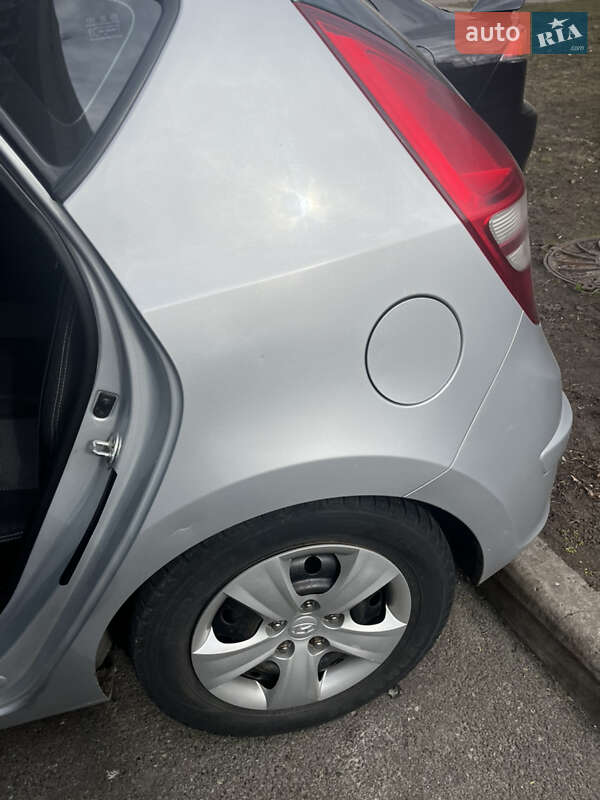 Хэтчбек Hyundai i30 2009 в Киеве