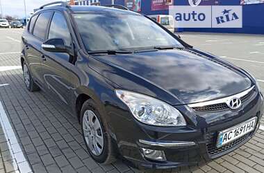 Универсал Hyundai i30 2008 в Нововолынске