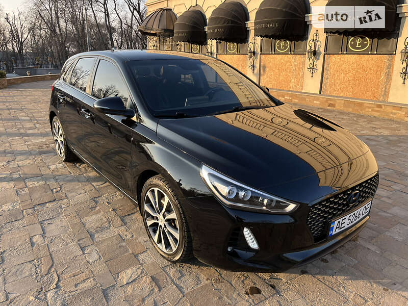 Хэтчбек Hyundai i30 2019 в Днепре