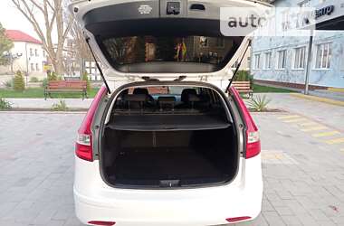 Универсал Hyundai i30 2012 в Городенке