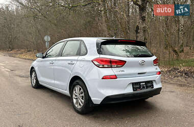Хэтчбек Hyundai i30 2018 в 