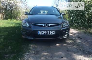 Универсал Hyundai i30 2011 в Житомире