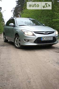 Універсал Hyundai i30 2010 в Луцьку