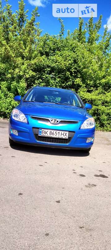 Універсал Hyundai i30 2008 в Рівному