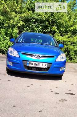 Универсал Hyundai i30 2008 в Ровно