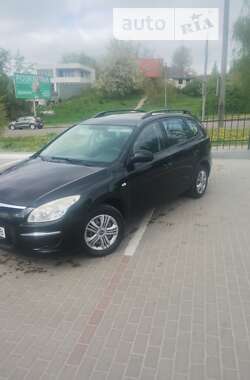 Универсал Hyundai i30 2008 в Ровно