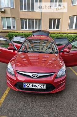 Универсал Hyundai i30 2012 в Киеве