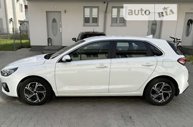 Хэтчбек Hyundai i30 2021 в Киеве