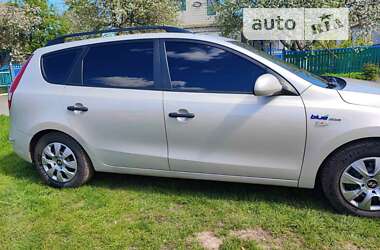 Универсал Hyundai i30 2009 в Переяславе