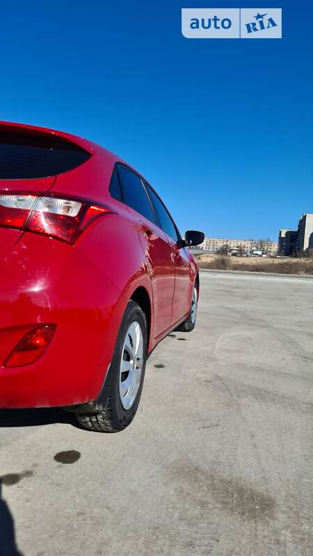 Хетчбек Hyundai i30 2013 в Тернополі