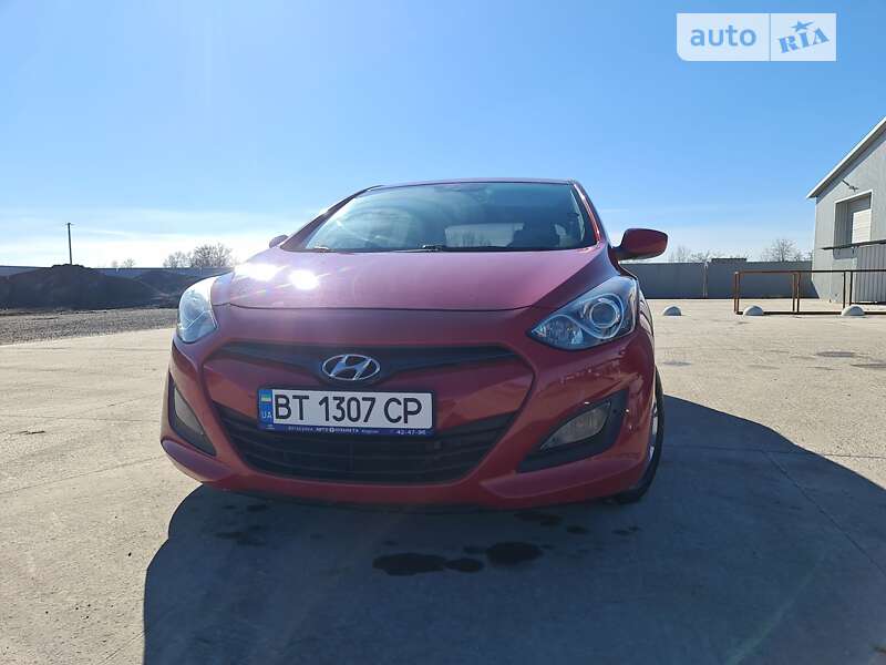 Хетчбек Hyundai i30 2013 в Тернополі
